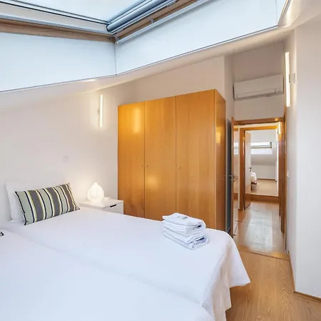 Apartment Modern 2-bedroom In The Historic Center