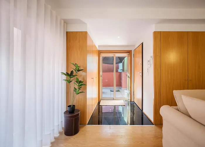 Appartamento Modern 2-bedroom In The Historic Center *