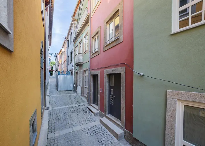 Modern 2-bedroom In The Historic Center Appartamento